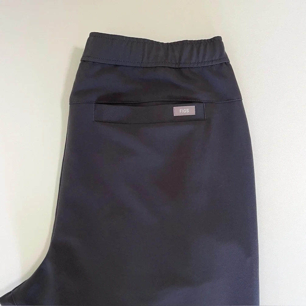 NWT Figs Limited Edition Tansen Jogger Scrub Pants Charcoal Large